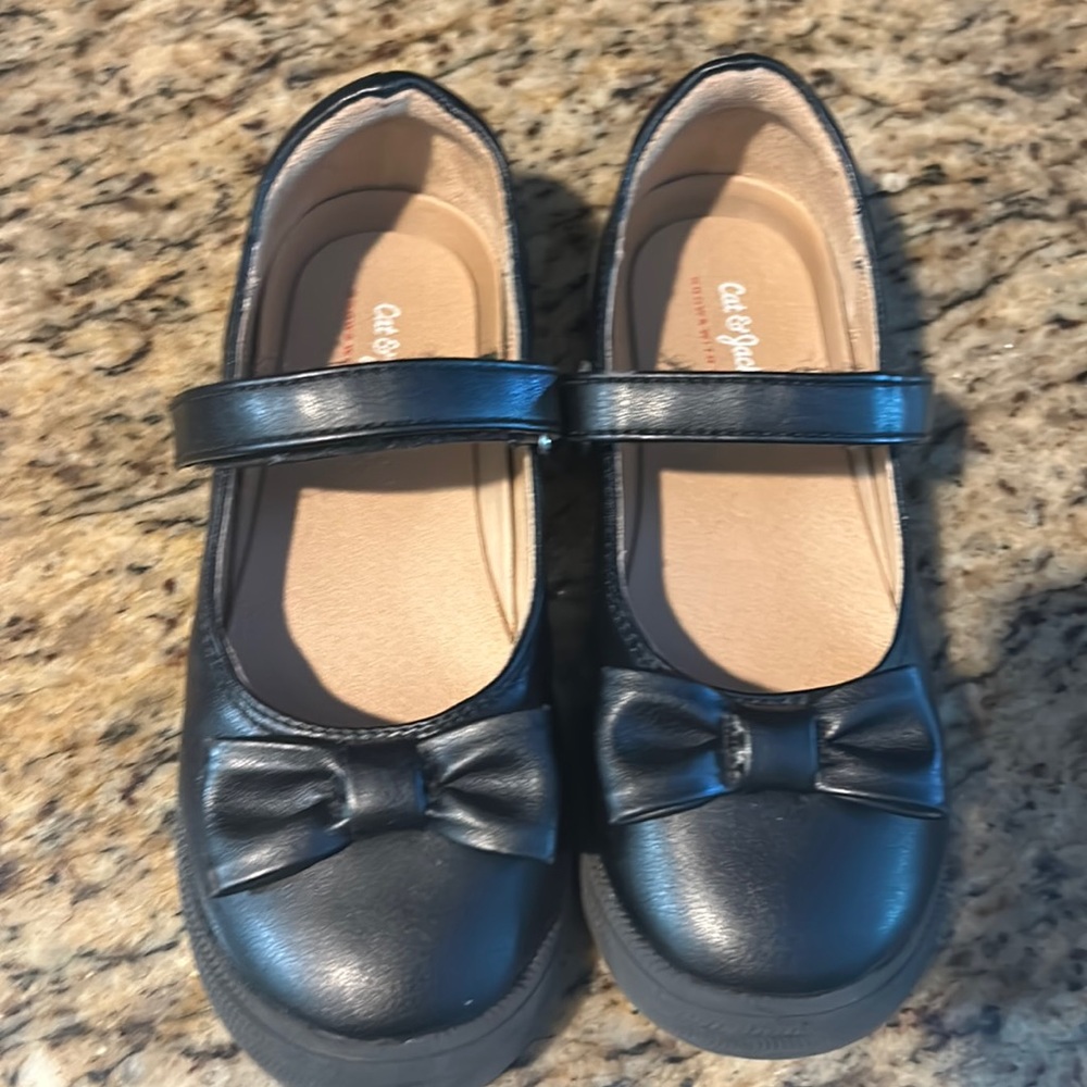 Cat and Jack black cute shoes